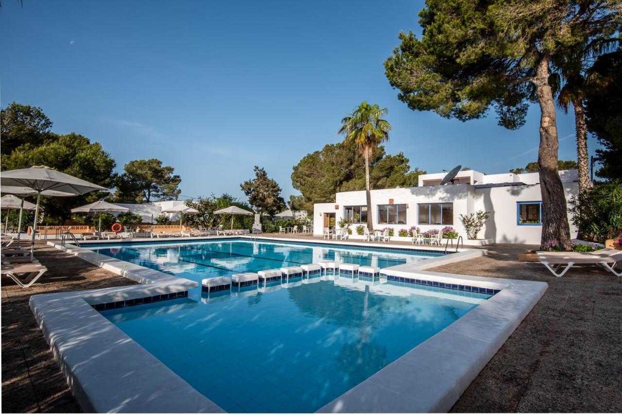 Bungalows Es Pins - Emar Hotels Playa de Migjorn Esterno foto