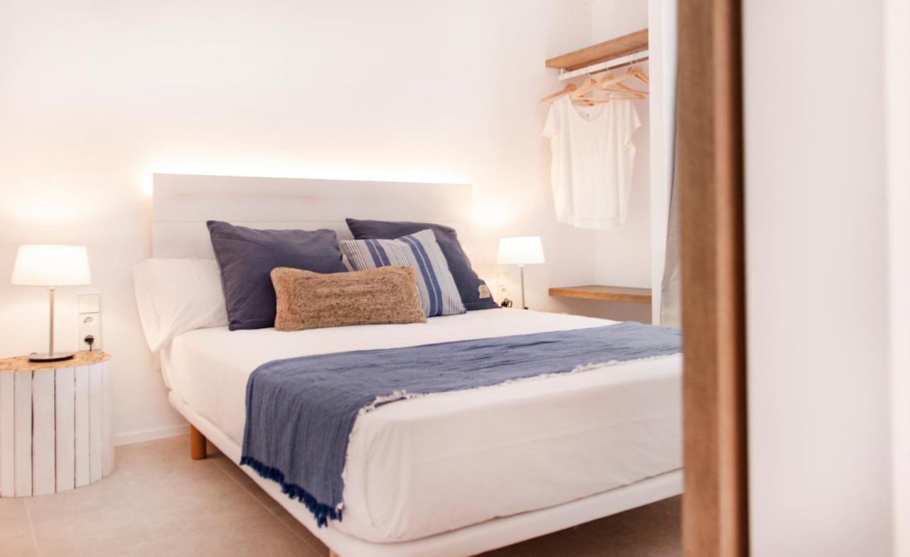 Bungalows Es Pins - Emar Hotels Playa de Migjorn Esterno foto