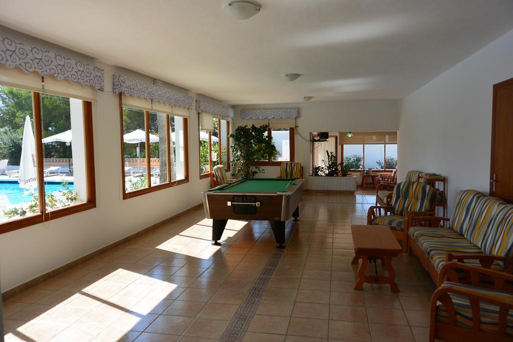 Bungalows Es Pins - Emar Hotels Playa de Migjorn Esterno foto