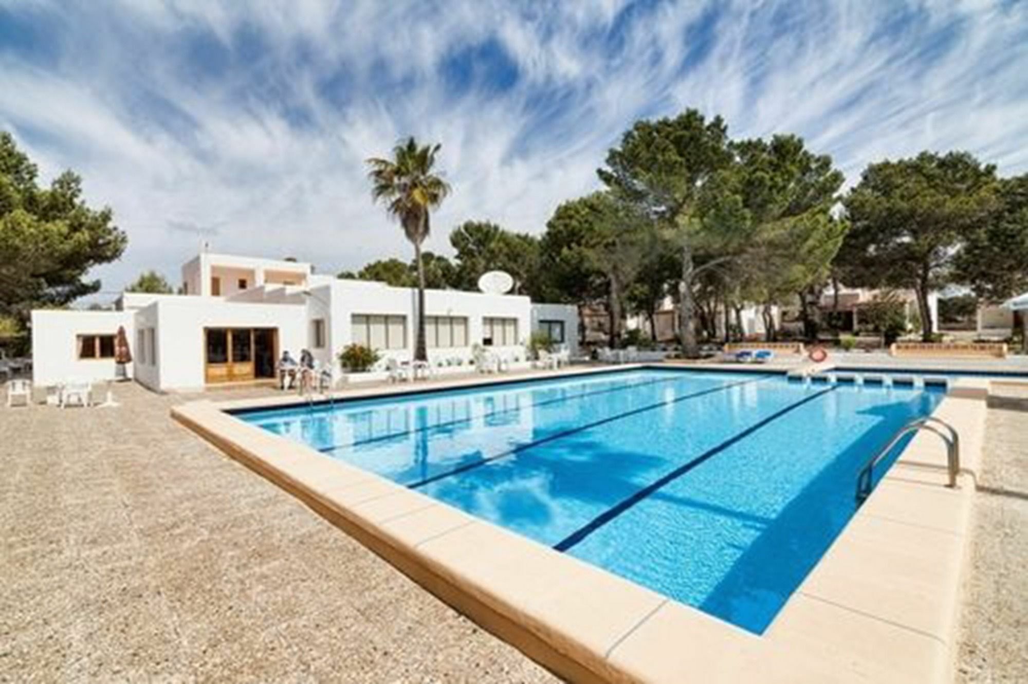Bungalows Es Pins - Emar Hotels Playa de Migjorn Esterno foto